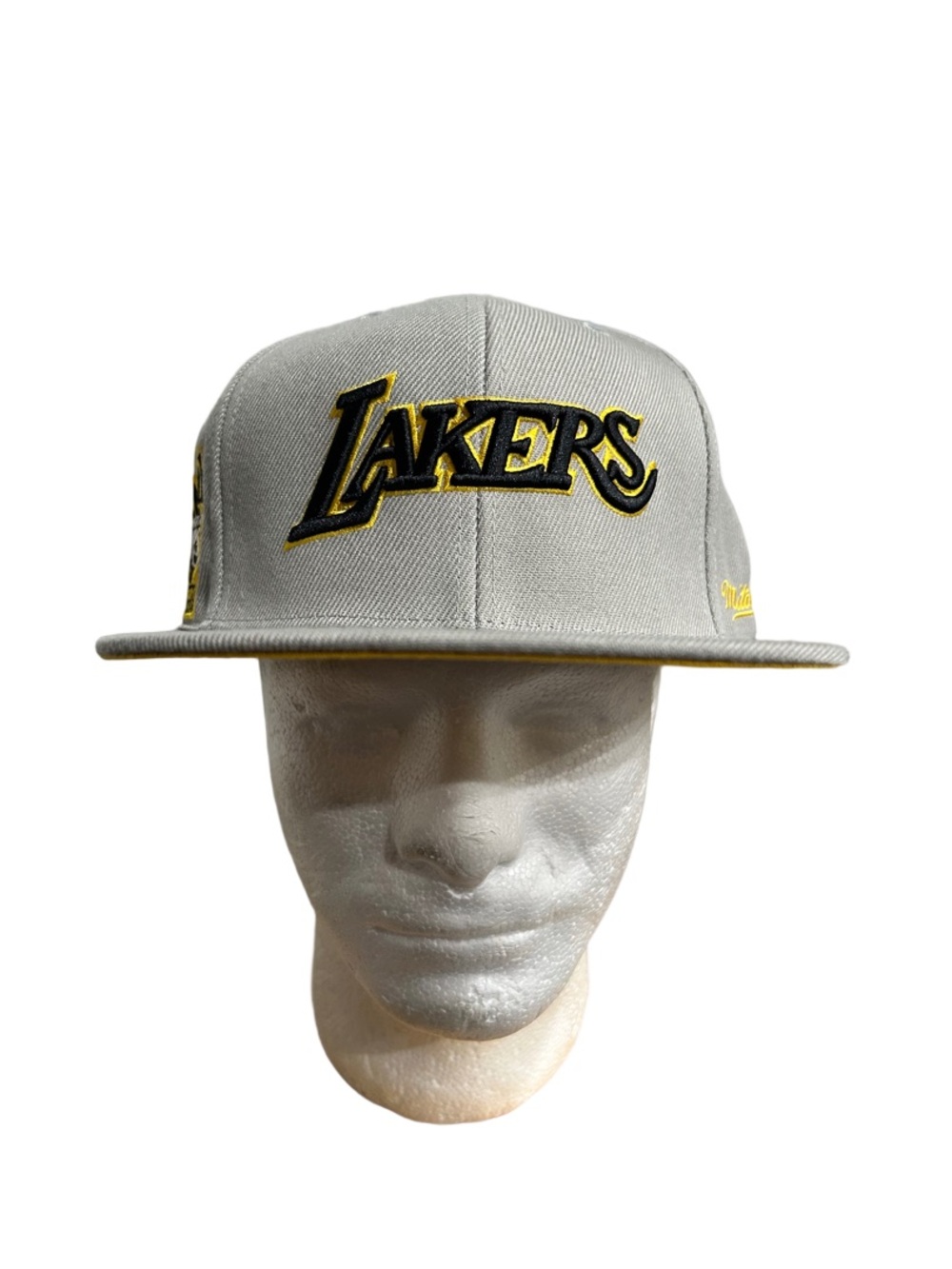 Mitchell & Ness Gray Lakers Snapback with Yellow Embroidery